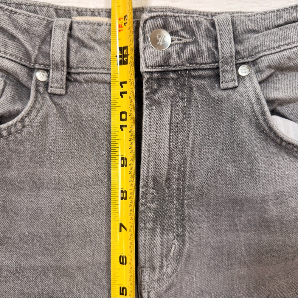 Pilcro Gray Wide Leg Jeans - Picture 14 of 16
